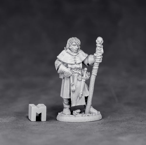 Alec, Young Mage 3881 dnd miniature