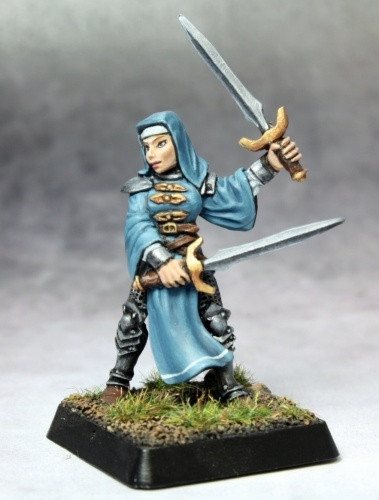 Reaper Miniatures Battle Nun Crusader 14672 