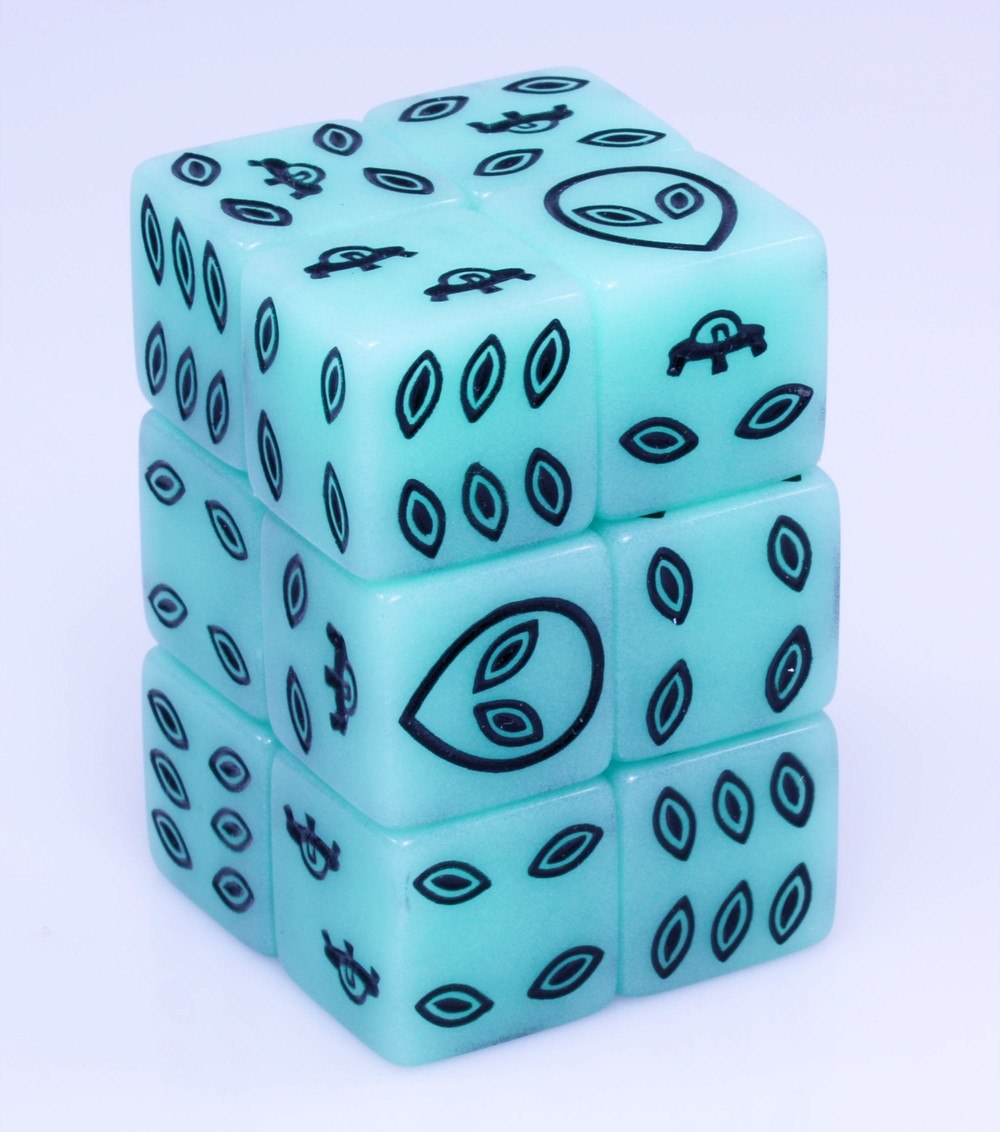 Glow In The Dark Alien Dice