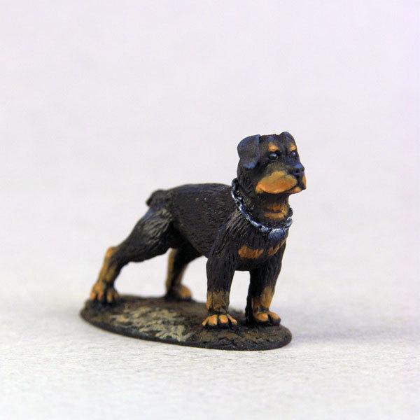 Bombshell Miniatures BOM60015 Rottweiler
