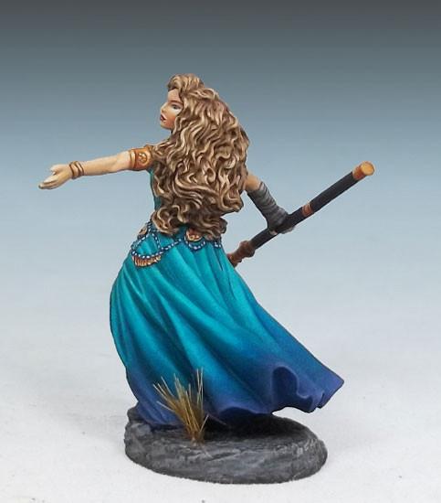 Miniatures Female Magic User