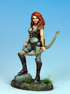 Dark Sword Miniatures DSM7311 Female Archer