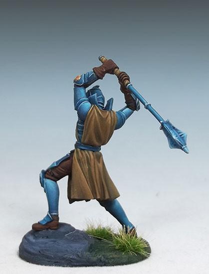 DSM7447 Male Cleric With 2 Handed Mace