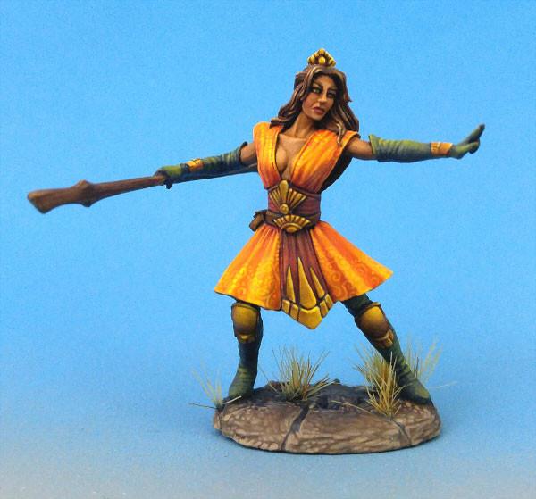 Dark Sword Miniatures DSM7460 Female Mystic