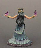 DSM7623 Female Mage