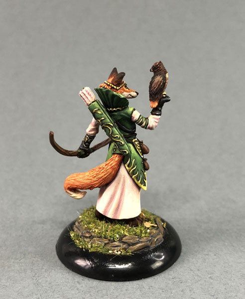 Kitsune Power Ranger Dark Sword Miniatures (DSM7653 Female Kitsune Ranger With Bow And Falc ...