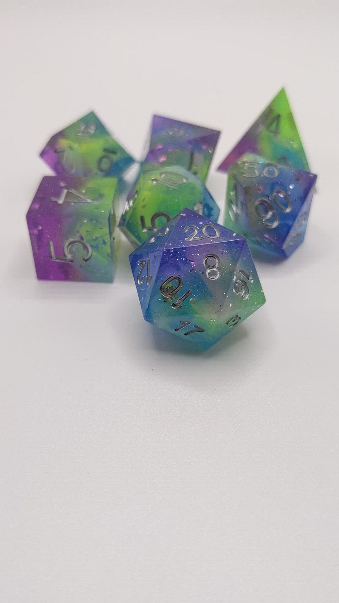 Sharp Edge Inclusion Dice Video