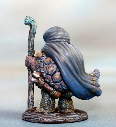 Tortoise-Folk Mage miniature 4