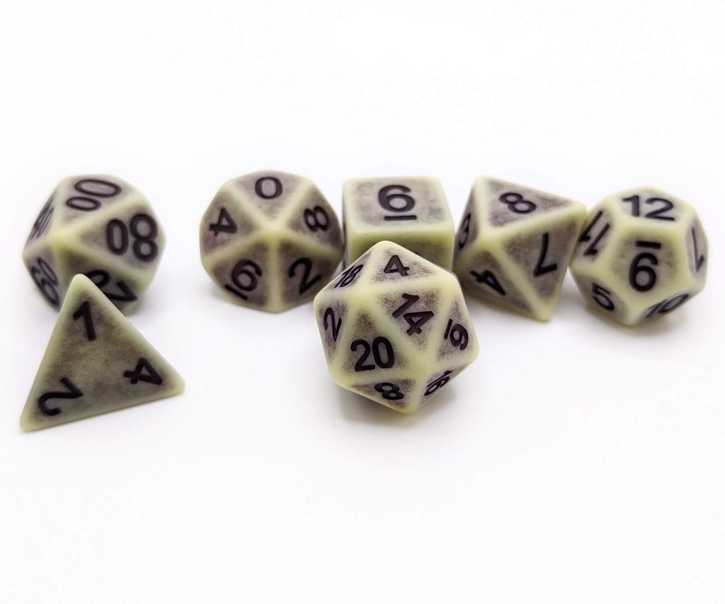 ancient d20 dice for dnd games