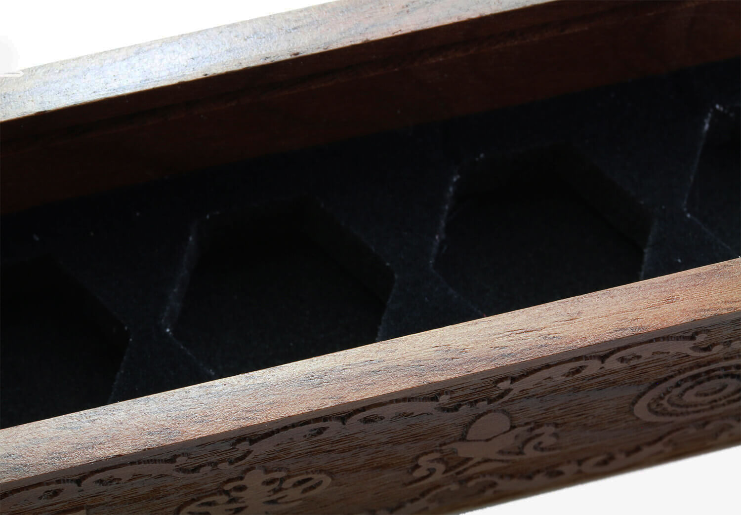 Wood dice box 5