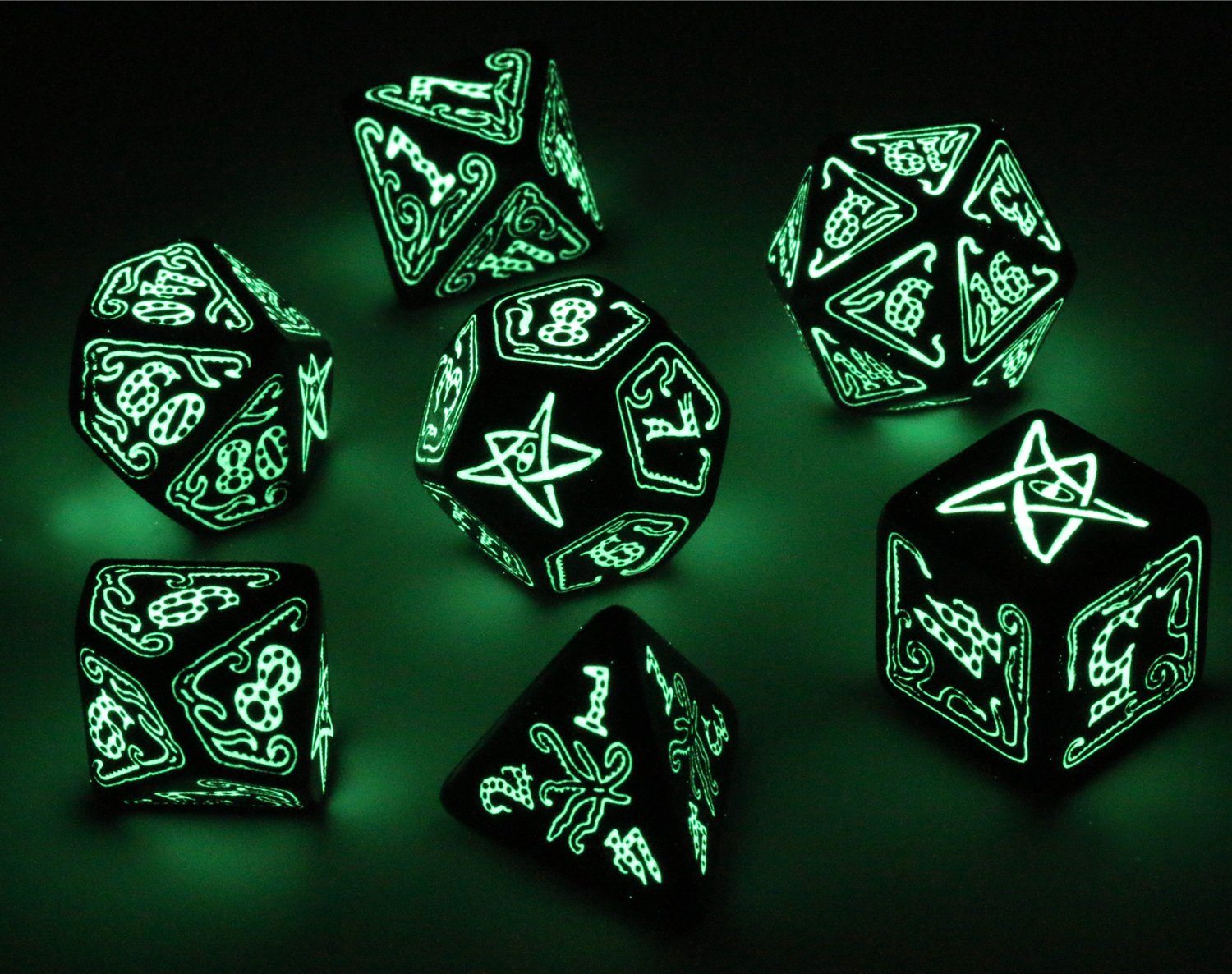 Cthulhu Glow Dice