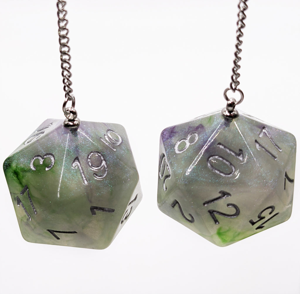 Earring green and purple d20