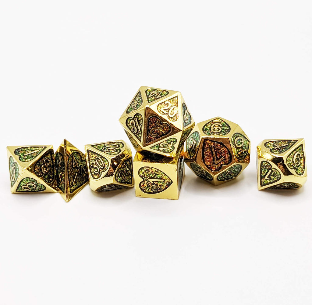 Metal game dice set with heart shapes
