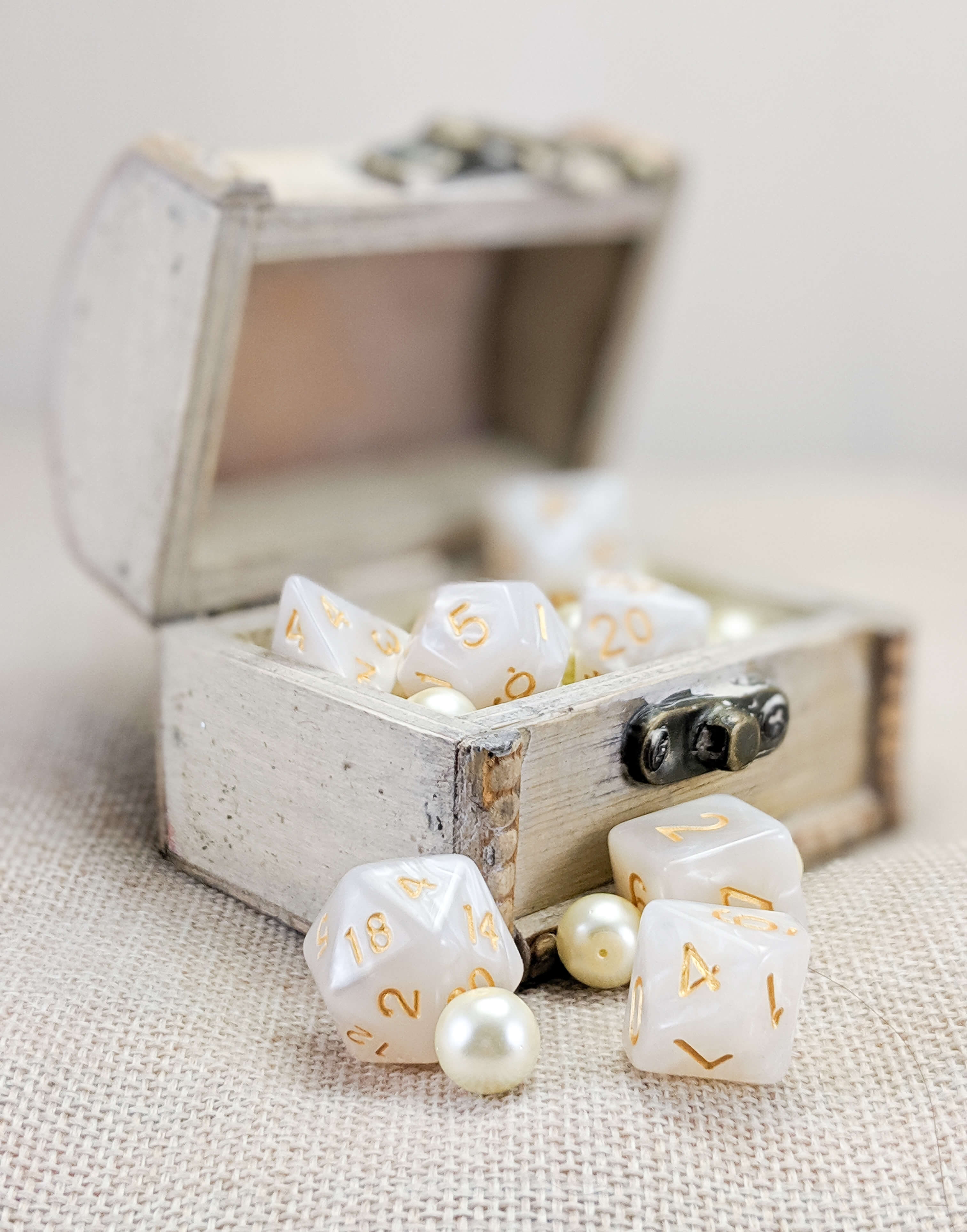 Pearl dice