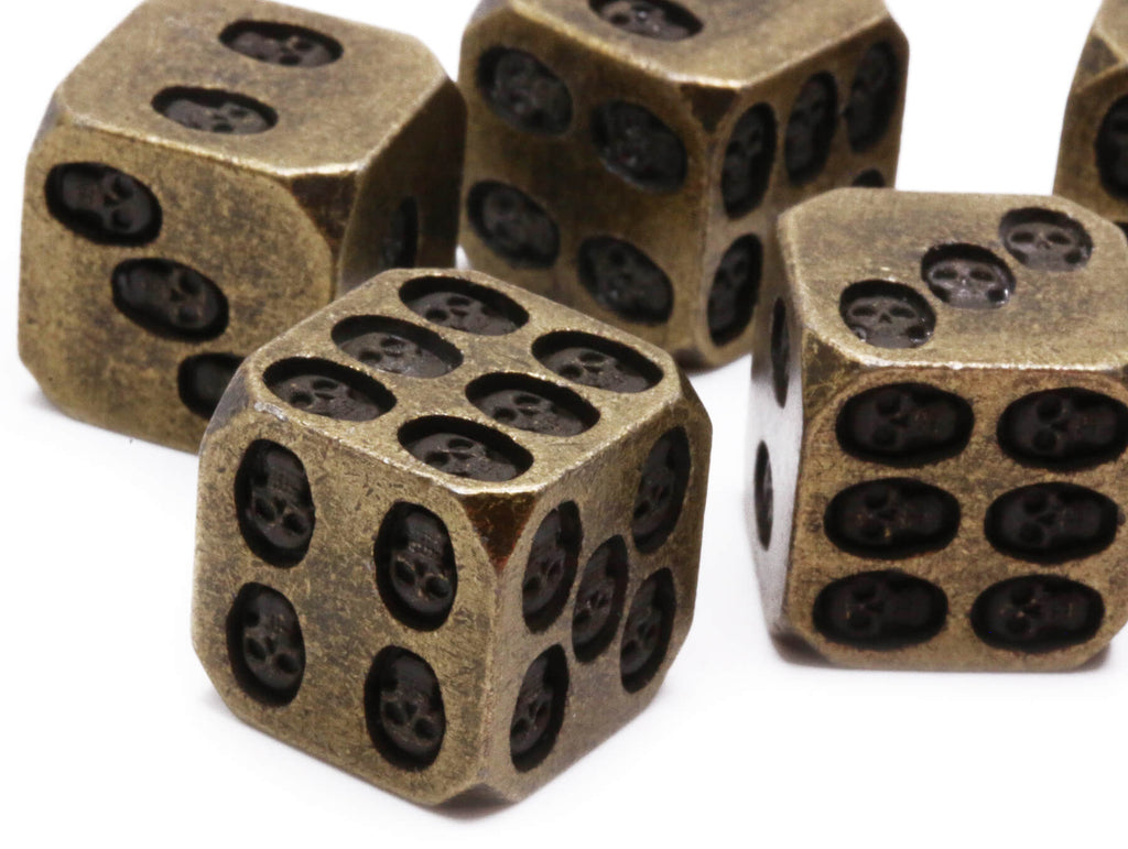 Metal Skull D6 Dice in an antique gold finish