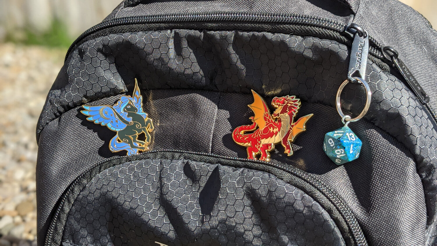 Enamel pins D&D backpack