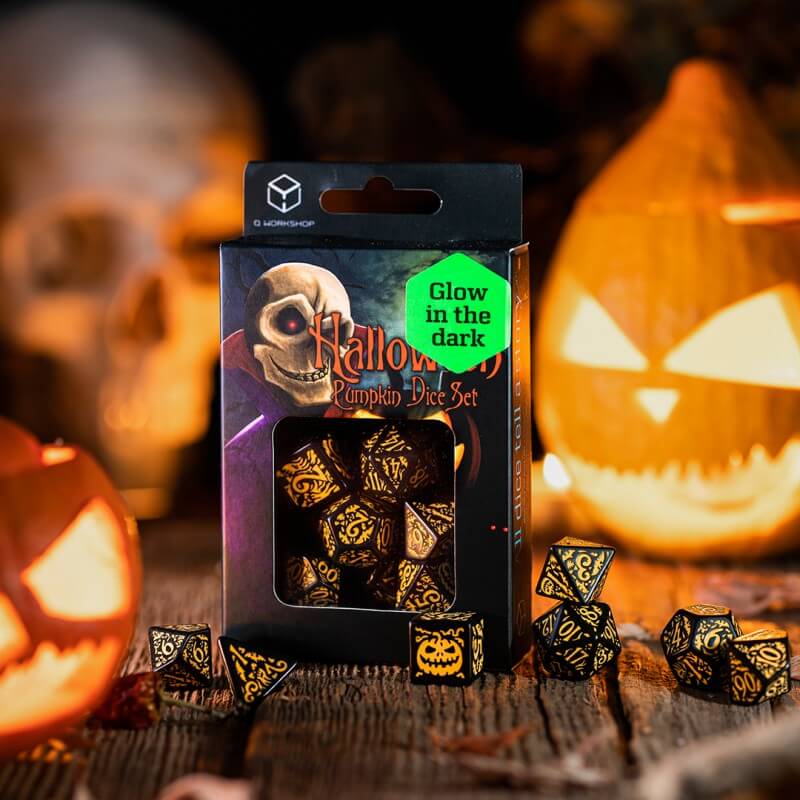 Q Workshop Spooky Dice Set