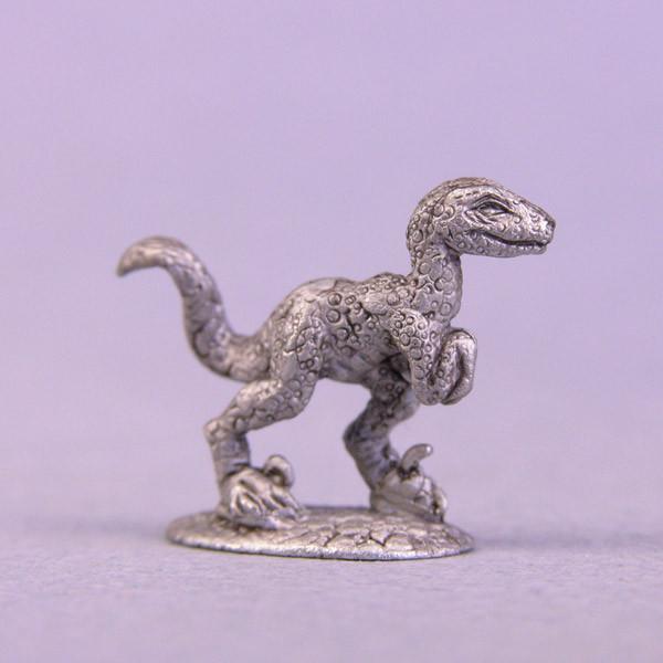 Bombshell Sidekicks Miniatures Raptor Hatchling